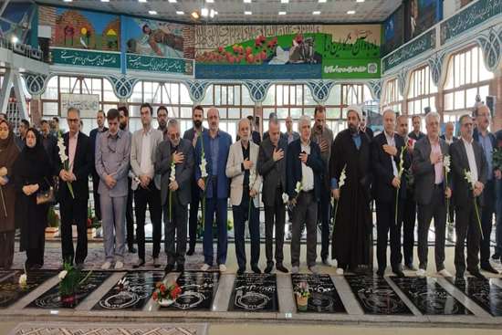 گرامیداشت هفته پدافند غیرعامل در گلزار شهدای رشت 